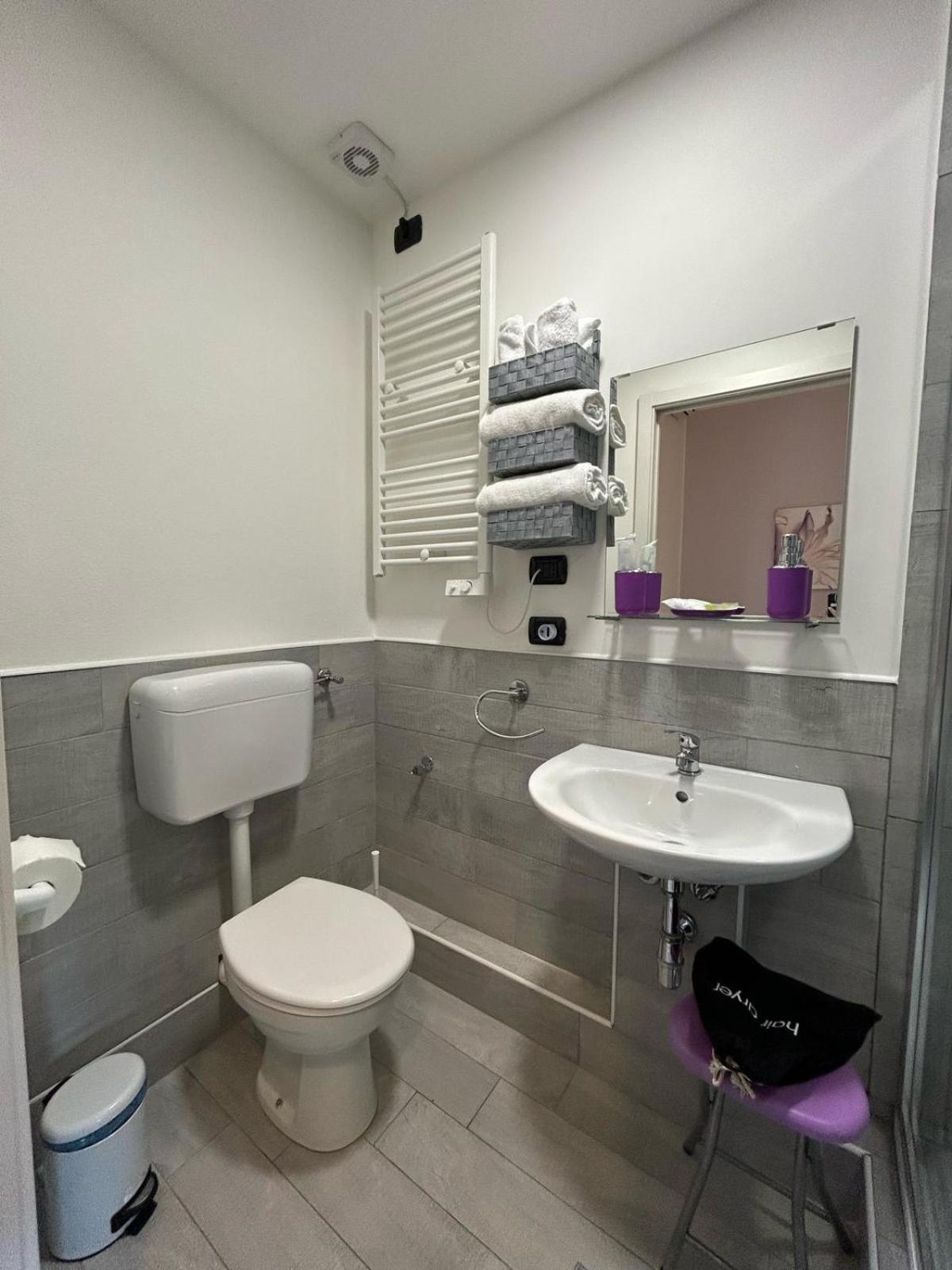 Casa Giulietta Hotel Desenzano del Garda Luaran gambar