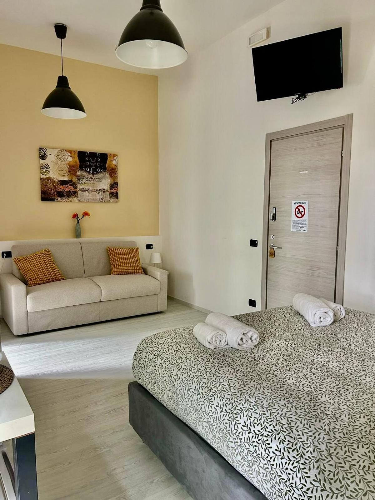 Casa Giulietta Hotel Desenzano del Garda Luaran gambar
